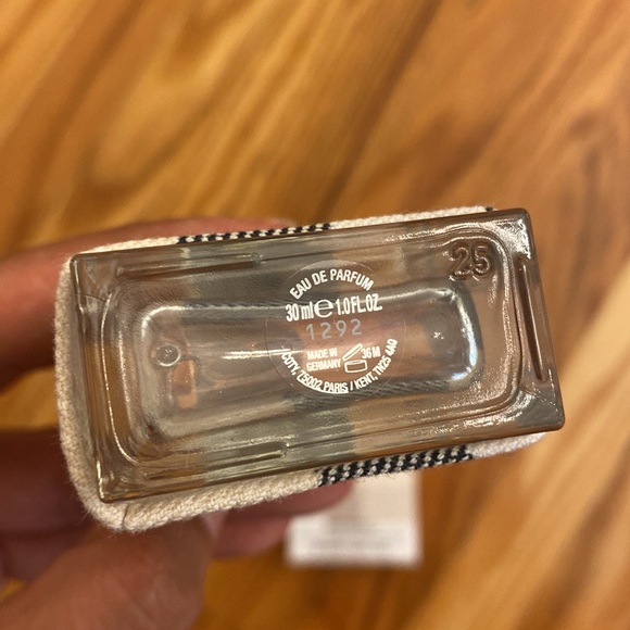 Burberry London Eau de Parfum 30ml For Women - Picture 2 of 3